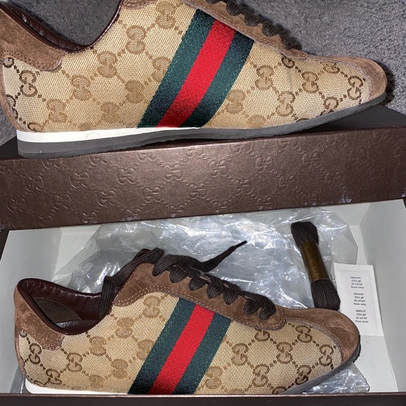 Gucci Sneakers - Picture 1 of 5